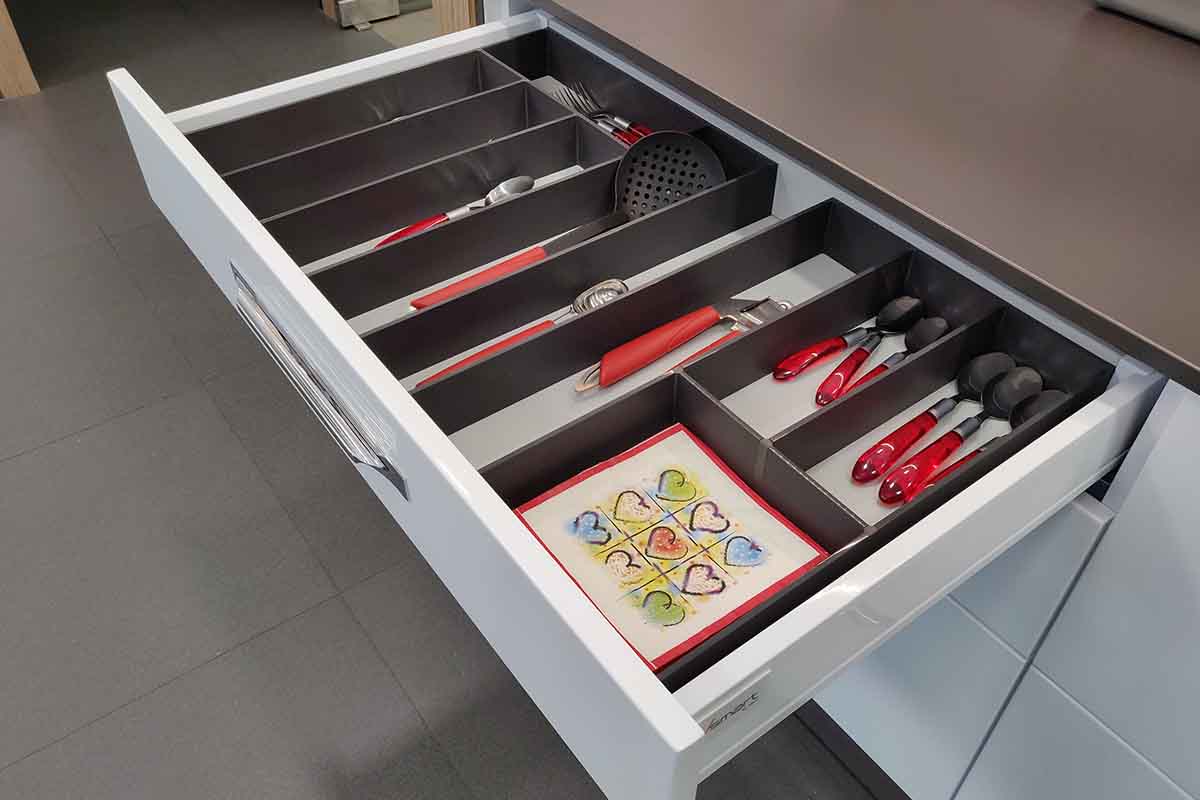 Drawer Partition